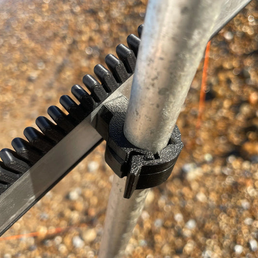 Anglex clip on trace bars